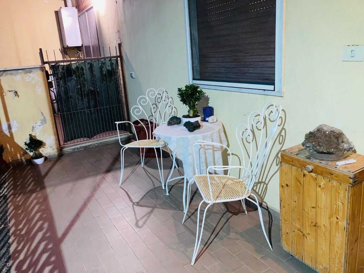 Appartement Fmr Oplonti Plinio Beb à Torre Annunziata Extérieur photo