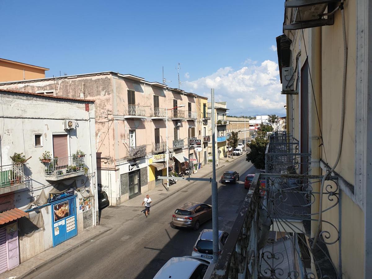 Appartement Fmr Oplonti Plinio Beb à Torre Annunziata Extérieur photo
