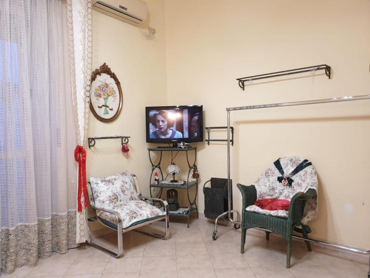 Appartement Fmr Oplonti Plinio Beb à Torre Annunziata Extérieur photo